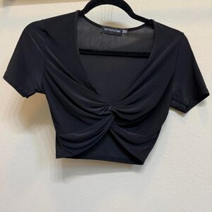 Prettylittlething Women's Black Crop-top